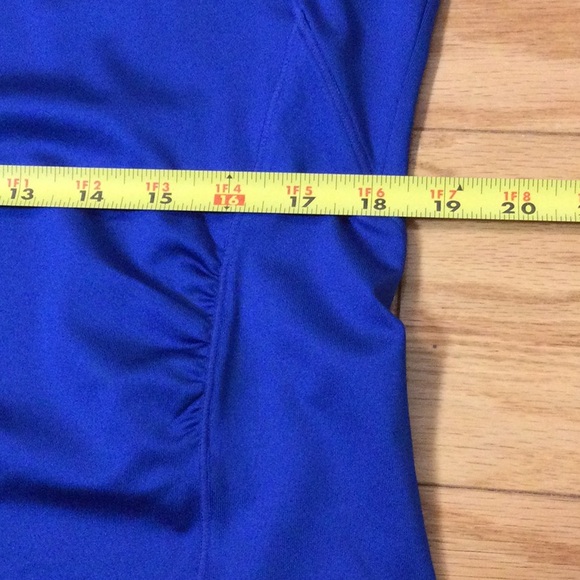 L Tail royal blue ruched workout top - Picture 10 of 15